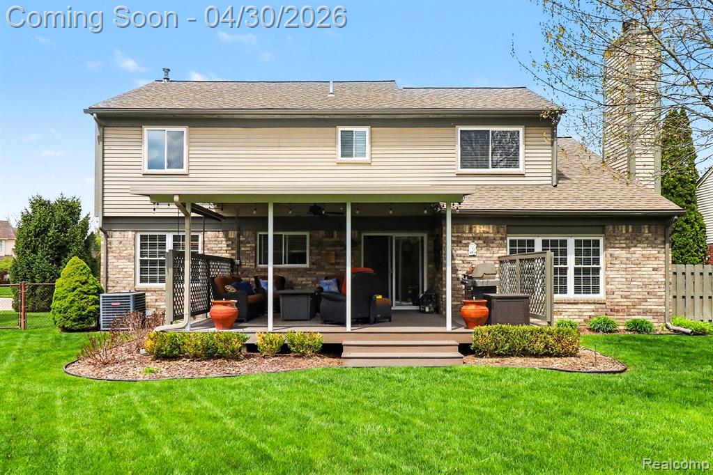 6883 Essex Court, Waterford, MI 48327 — Photo 24