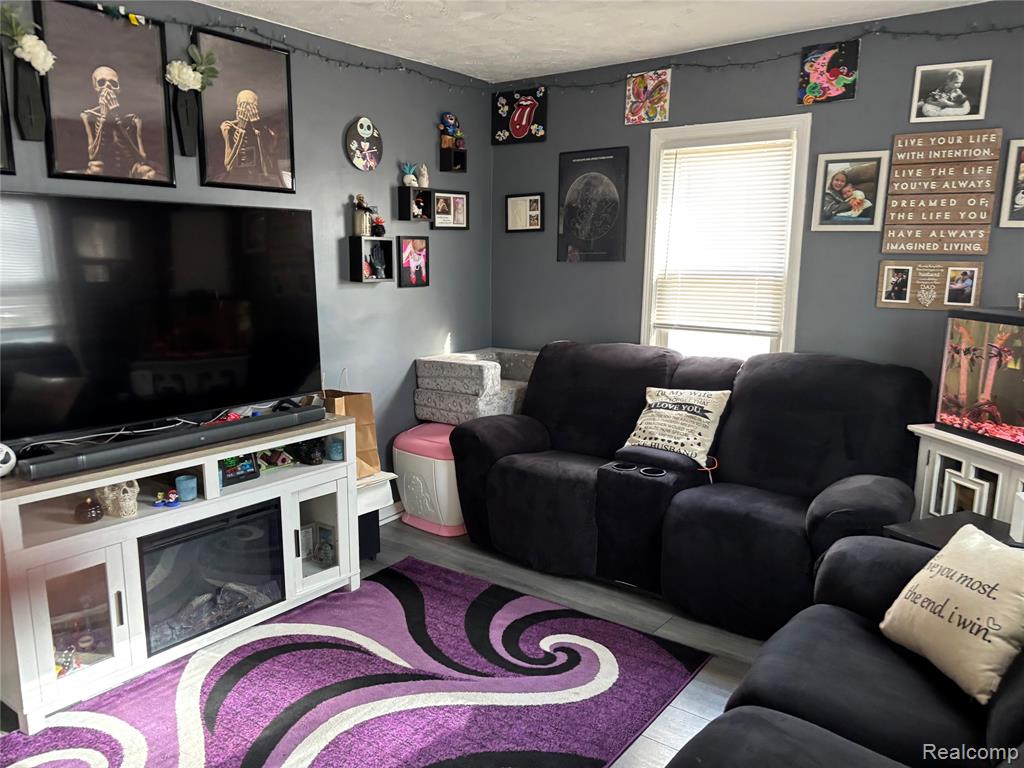 4665 Westpoint Street W, Dearborn Heights, MI 48125 — Photo 9