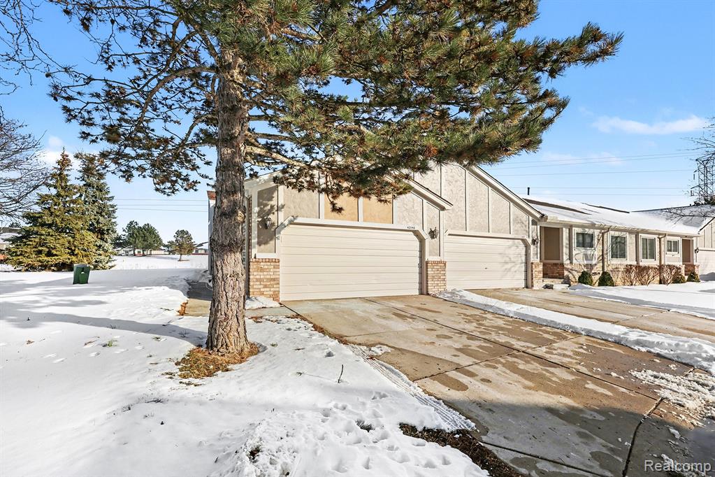 42146 Hidden Brook Drive, Clinton Twp, MI 48038 — front exterior