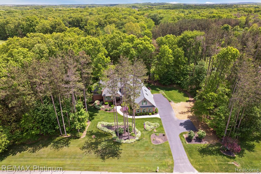 8257 Abalone Way, Pinckney, MI 48169 — Photo 60