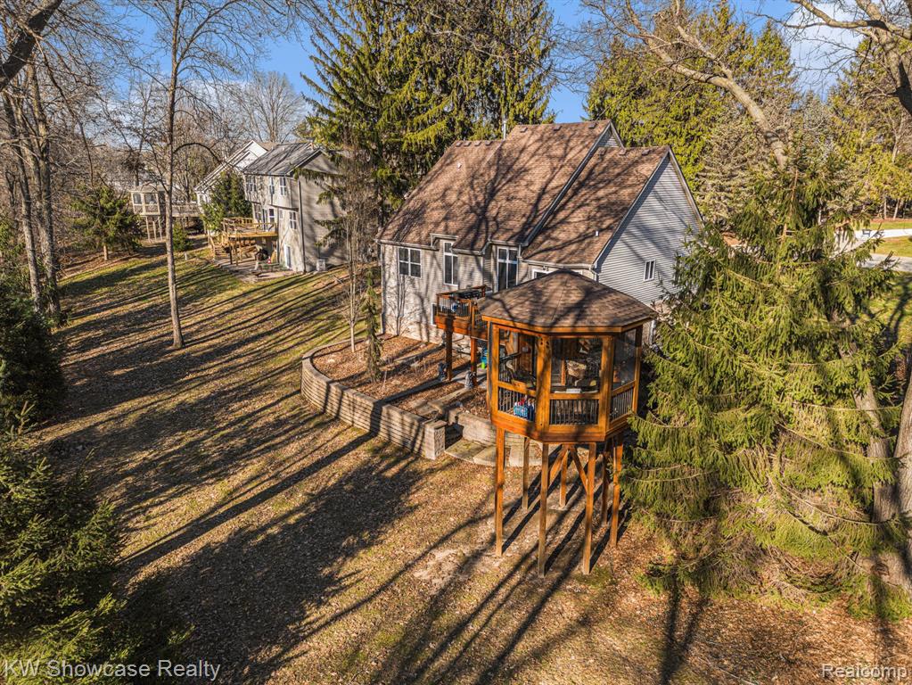 2648 MOREL Drive, Highland, MI 48356 — Photo 28