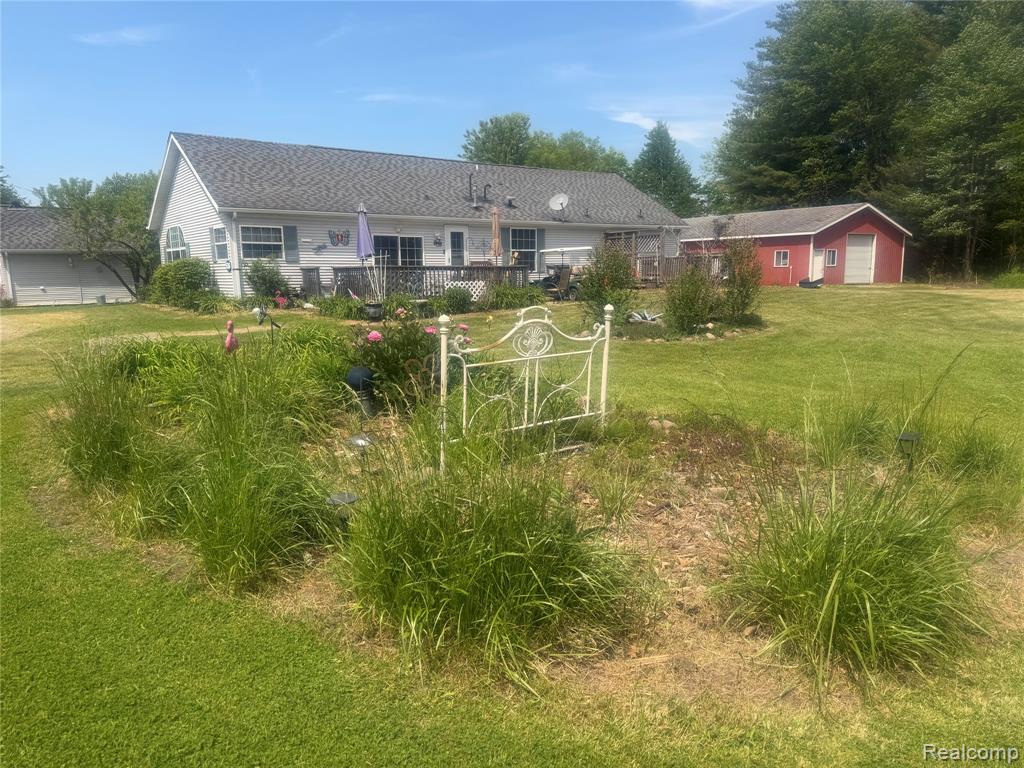 5716 Falkenbury Road, North Branch, MI 48461 — Photo 12