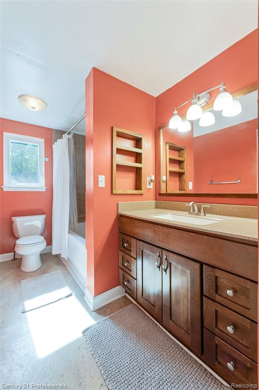 9664 Listeria Street, Commerce Twp, MI 48382 — Photo 19