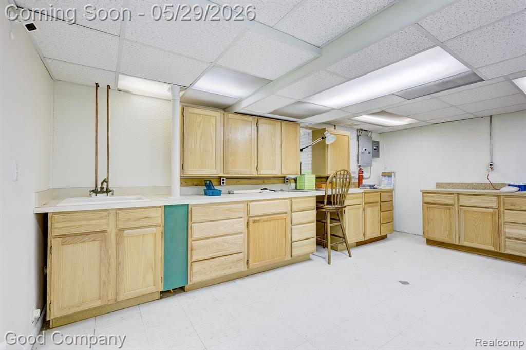 4439 Larkspur Court, Warren, MI 48092 — Photo 31