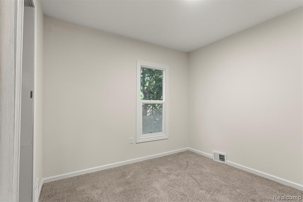 4266 Seminole Street, Detroit, MI 48214 — Photo 20