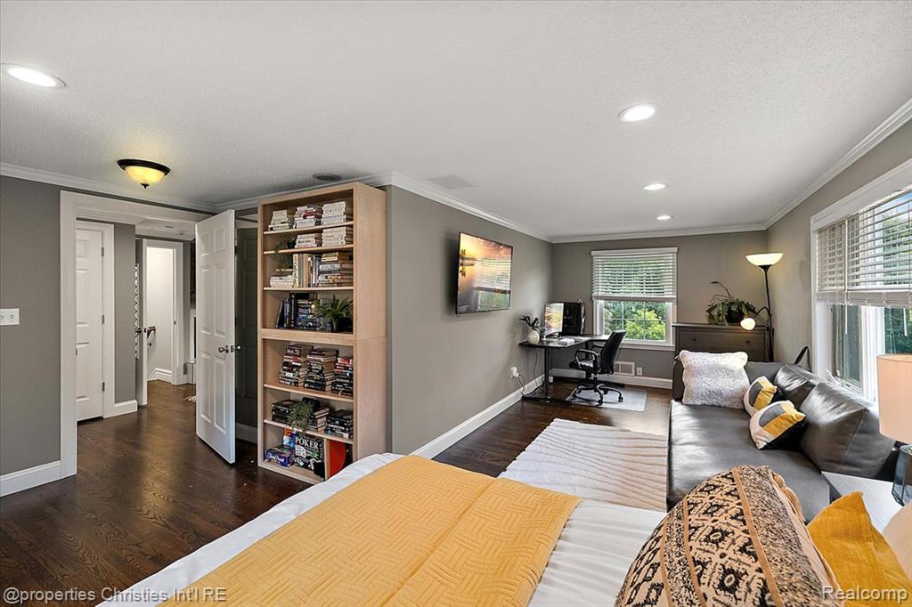 3060 Chickering Lane, Bloomfield Hills, MI 48302 — Photo 23