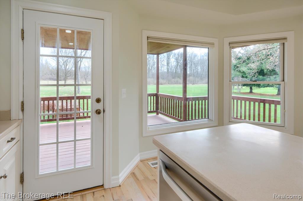 9055 N Island Drive, Flushing, MI 48433 — Photo 40
