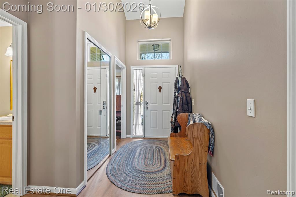 5481 Greenway Drive, 79, Trenton, MI 48183 — Photo 5