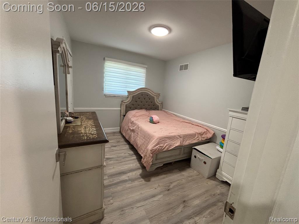 39548 Pinebrook Drive, Sterling Heights, MI 48310 — Photo 17