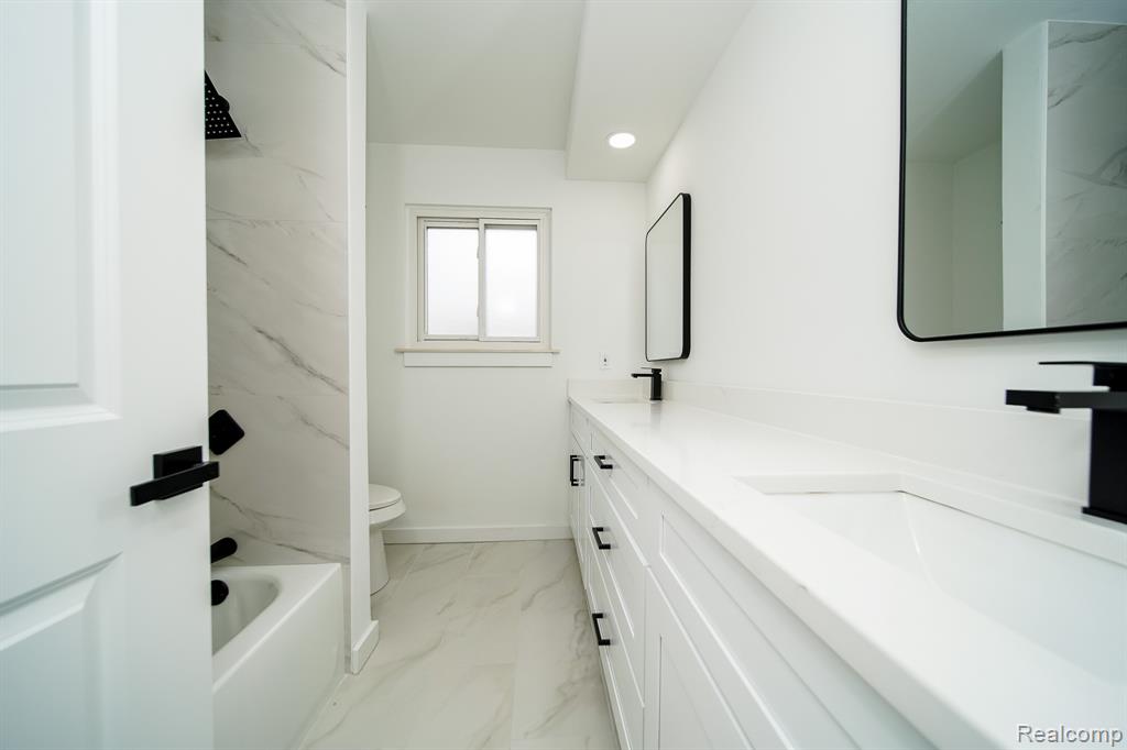 7382 Irongate Road, Canton, MI 48187 — Photo 36