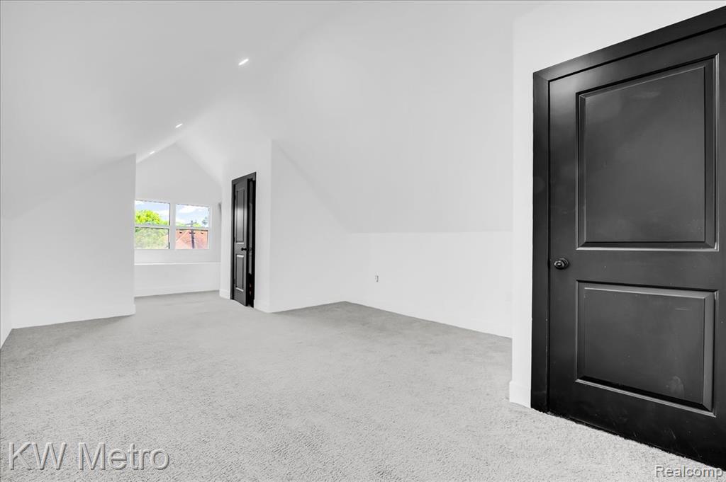 1685 Glynn Court, Detroit, MI 48206 — Photo 26