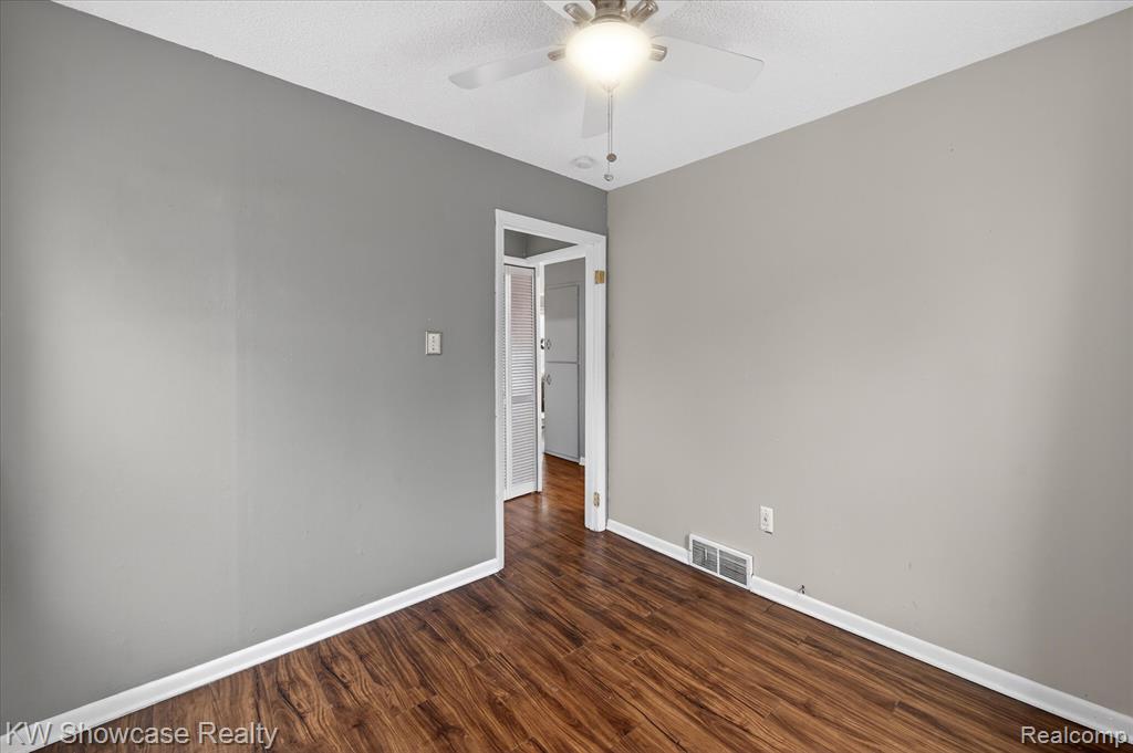 901 N Hix Road, Westland, MI — Photo 21