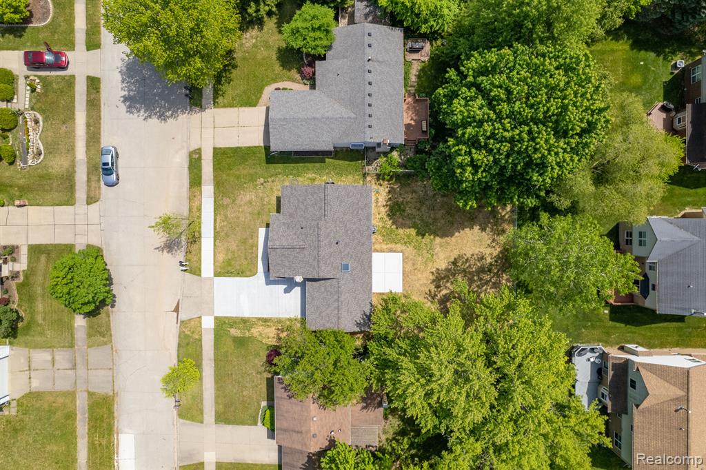 41441 Cumberland Drive, Canton, MI 48188 — Photo 36