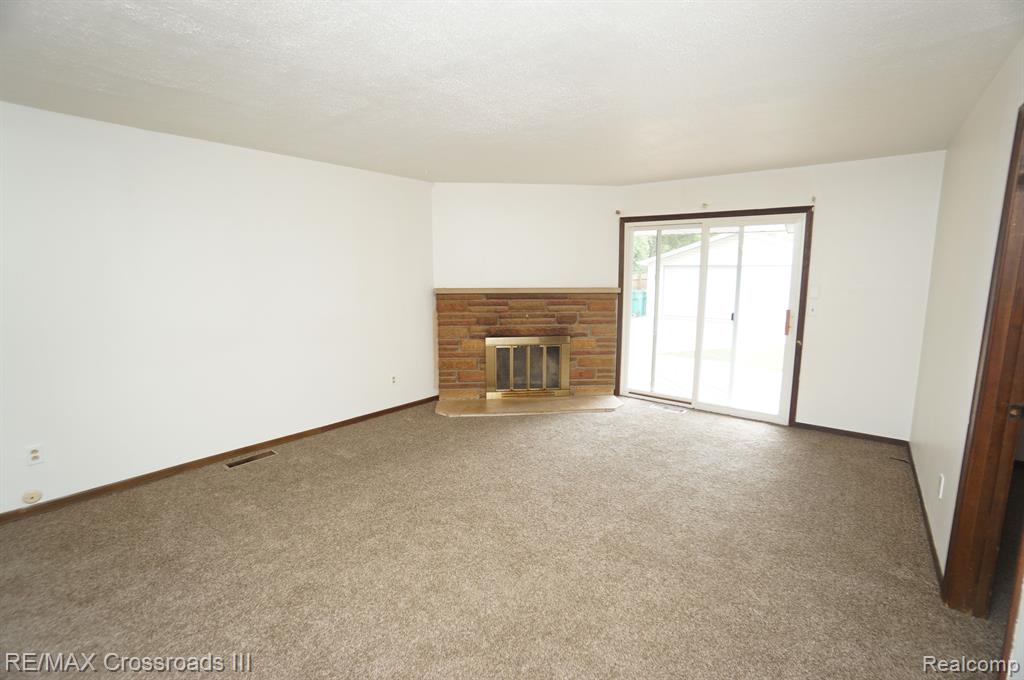 2175 BRADLEY Avenue, Ypsilanti, MI 48198 — Photo 3