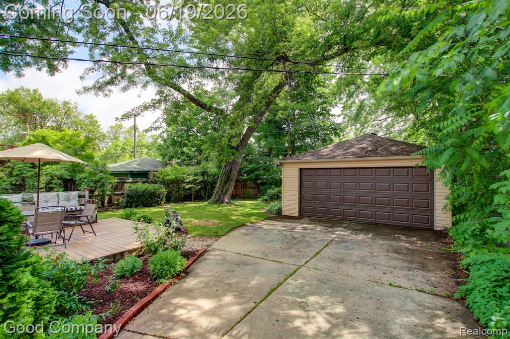 4246 Elmwood Avenue, Royal Oak, MI 48073 — Photo 33