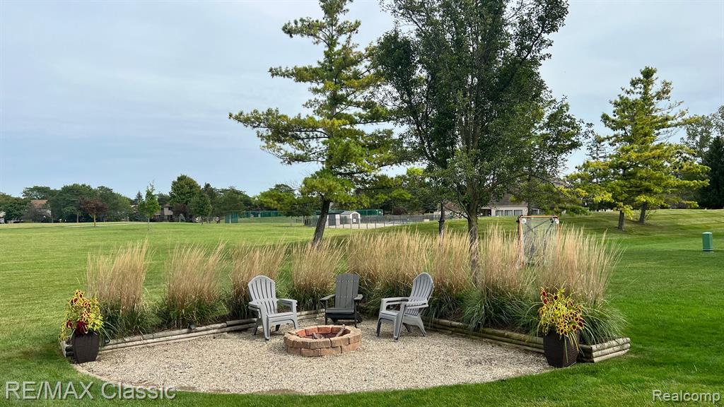 6644 Weathersfield Way, Canton, MI 48187 — Photo 60