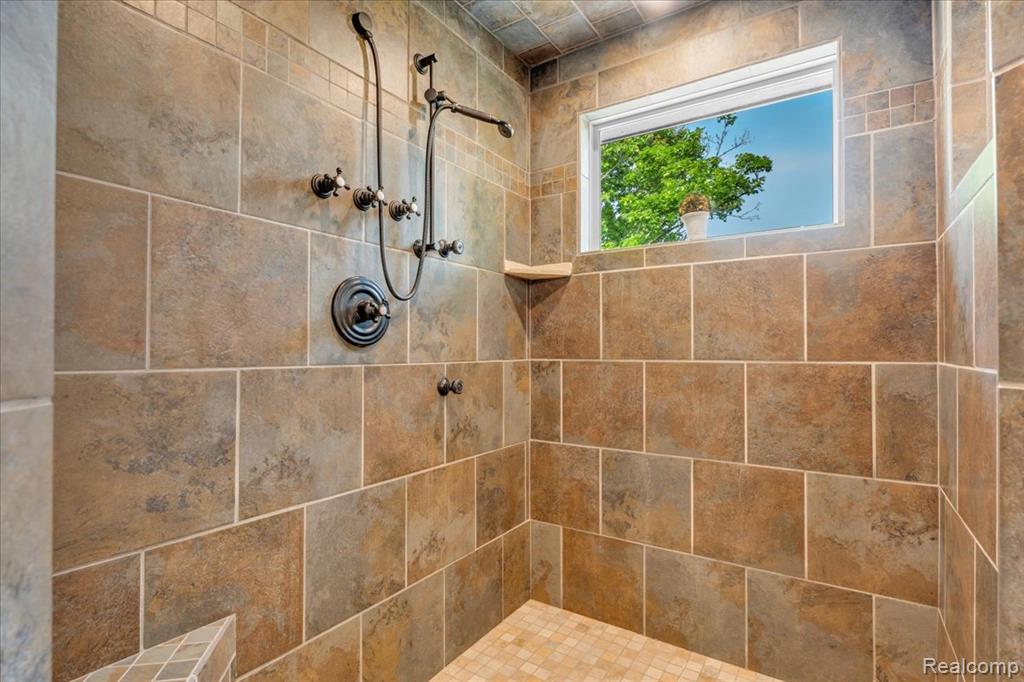 806 Ludlow Avenue, Rochester, MI 48307 — Photo 35