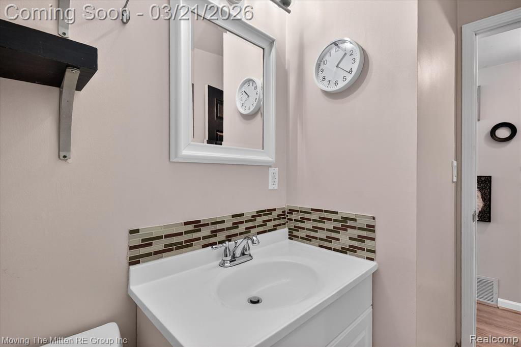 40220 Harris Road, Belleville, MI 48111 — Photo 22