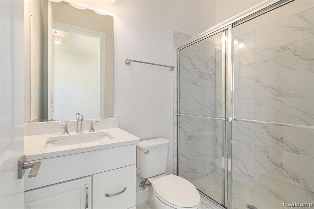 611 PINE Circle, Ann Arbor, MI 48105 — Photo 21