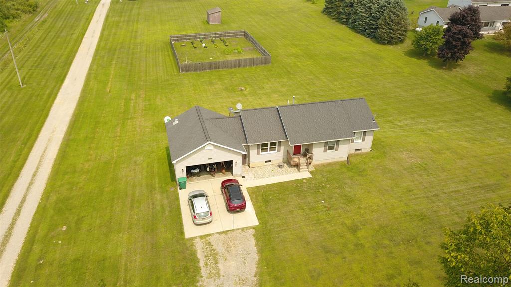 1583 E Lansing Road, Morrice, MI 48857 — Photo 23
