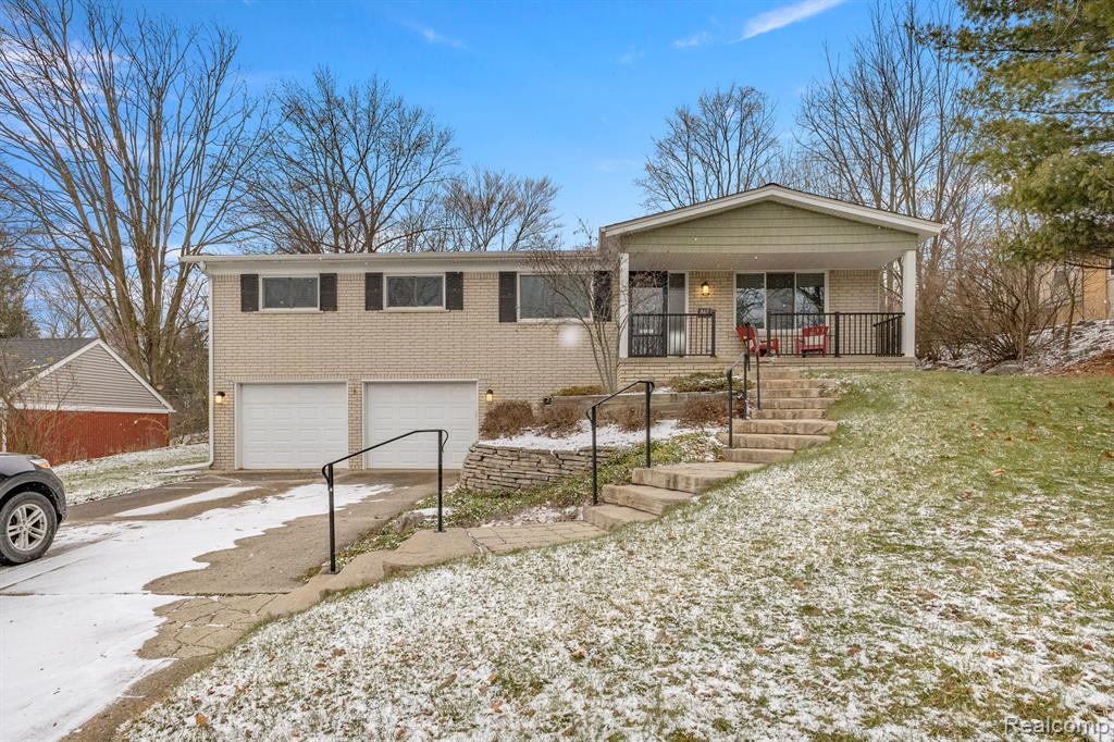 867 CARPENTER Street, Northville, MI 48167 — Photo 2