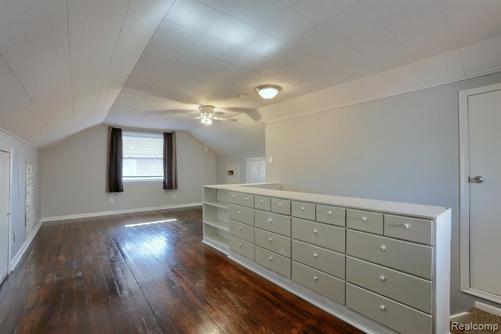 539 FARNHAM Avenue, Lincoln Park, MI 48146 — Photo 13