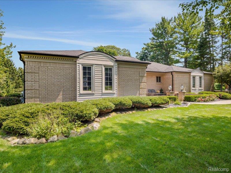 69504 Saxon Drive, Bruce, MI 48065 — Photo 3