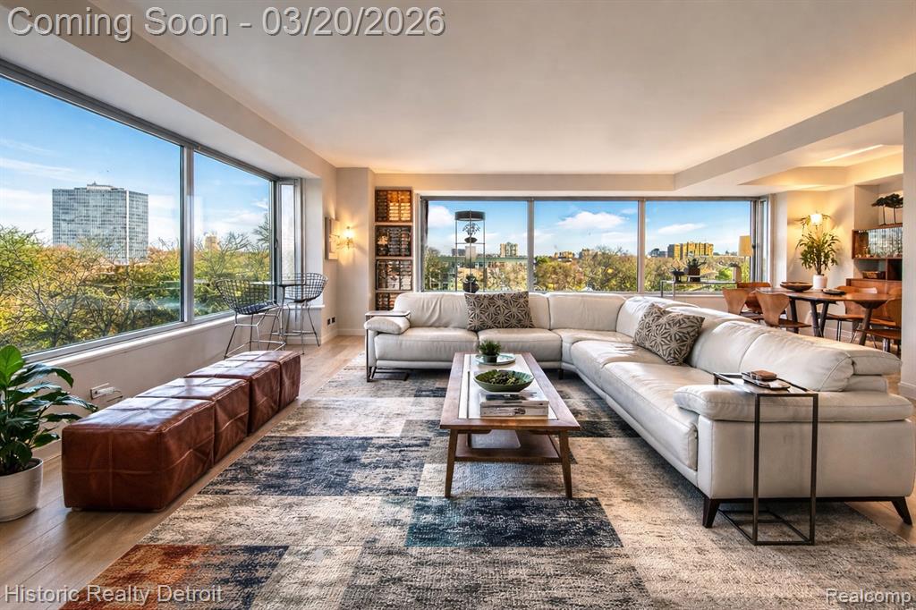 1457 N SE Saxony Drive UNIT 14, Grand Rapids, MI, 49508