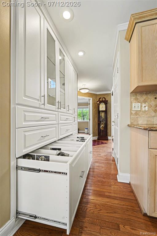 23939 Stony Creek Drive, Farmington, MI 48336 — Photo 12