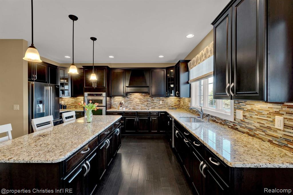 17248 CRESTBROOK Drive, Northville, MI 48168 — Photo 15