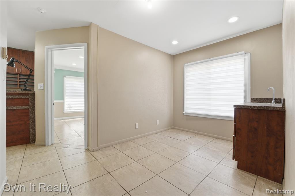 7247 Schaefer Road, Dearborn, MI 48126 — Photo 7
