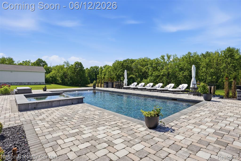 2853 7 Mile Road, South Lyon, MI 48178 — Photo 57