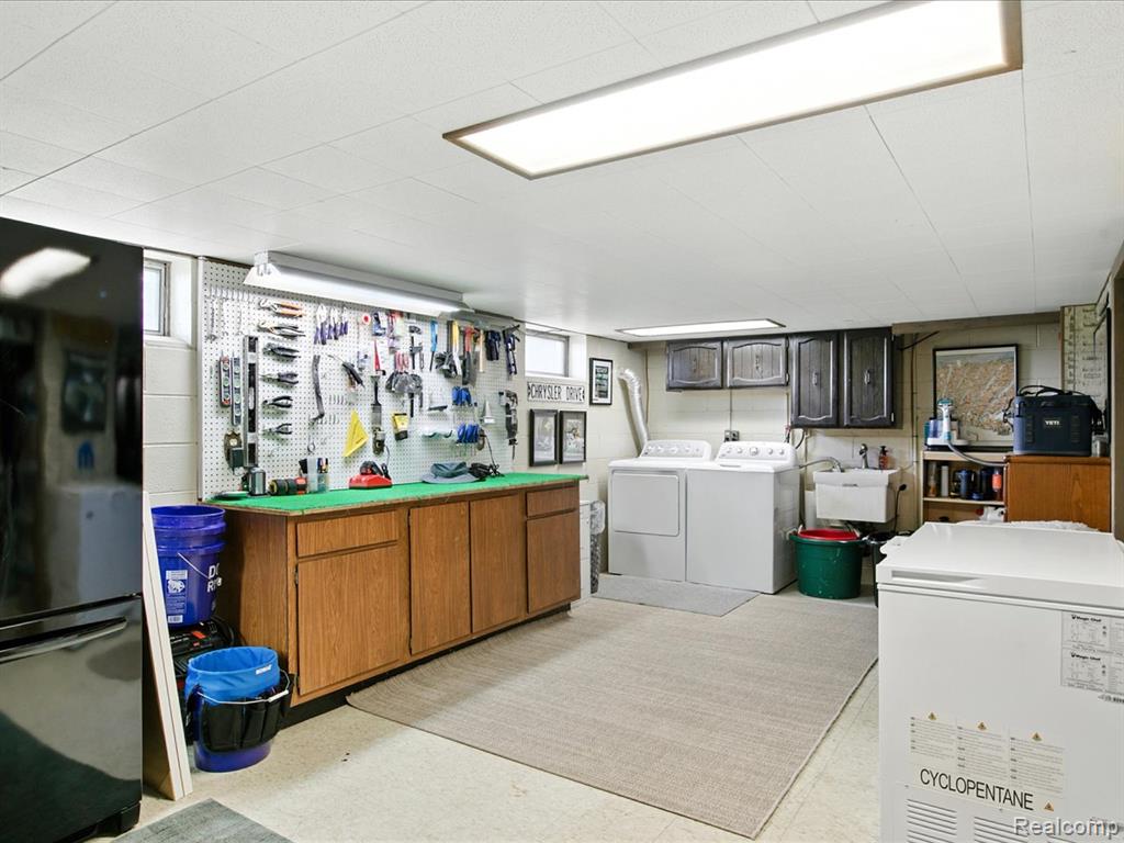 4405 North River Road, Fort Gratiot, MI 48059 — Photo 37