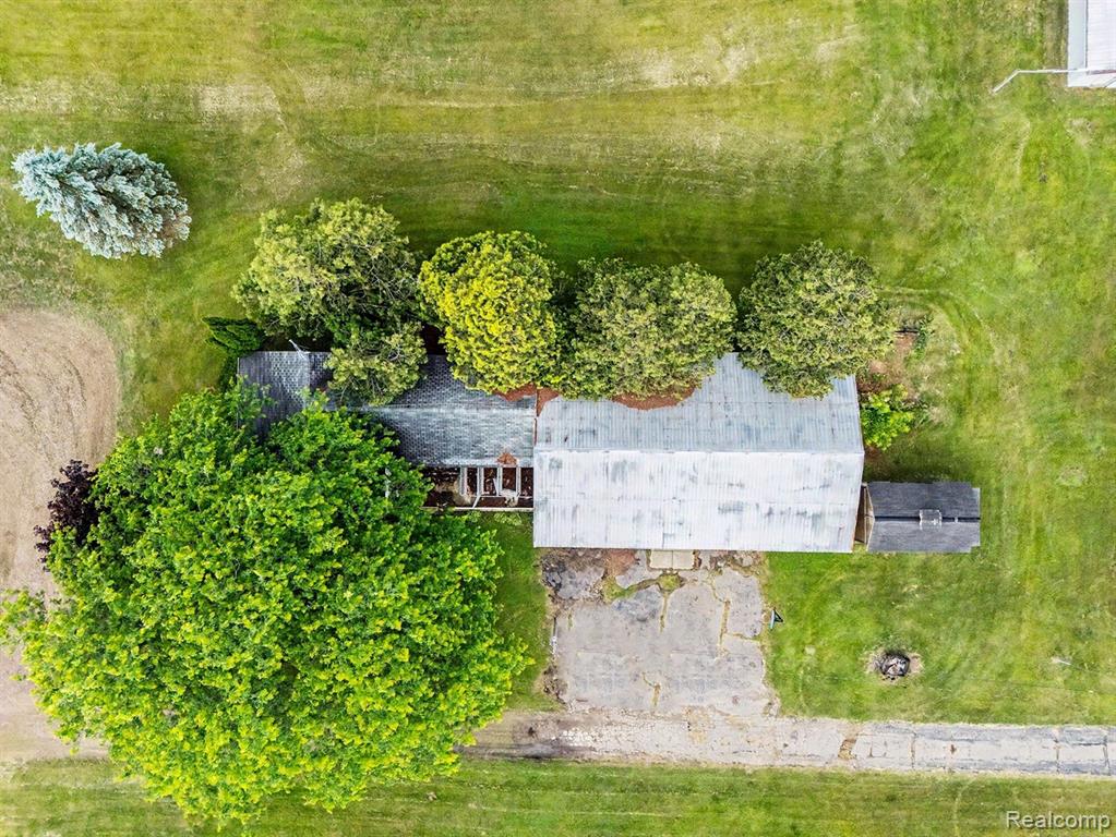 8751 Bath Road, Byron, MI 48418 — Photo 33