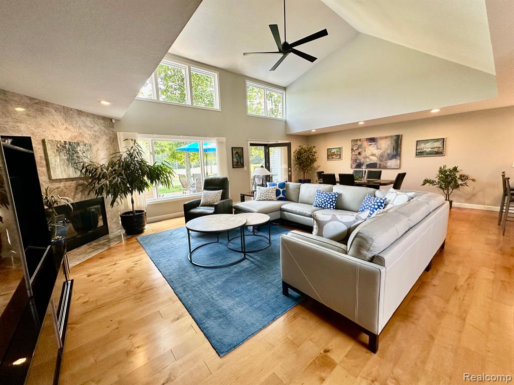 4674 Cottonwood Drive, Ann Arbor, MI 48108 — Photo 11