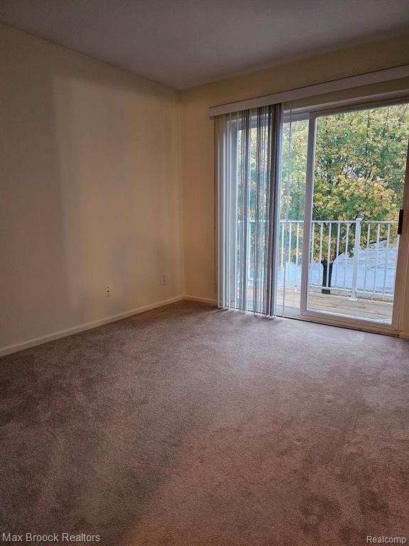 4257 BERKSHIRE Drive, Sterling Heights, MI 48314 — Photo 15