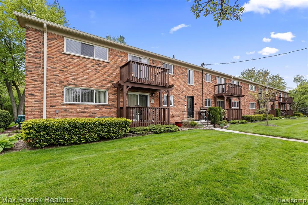 42266 Woodward Avenue, A 1, Bloomfield Hills, MI 48304 — Photo 3