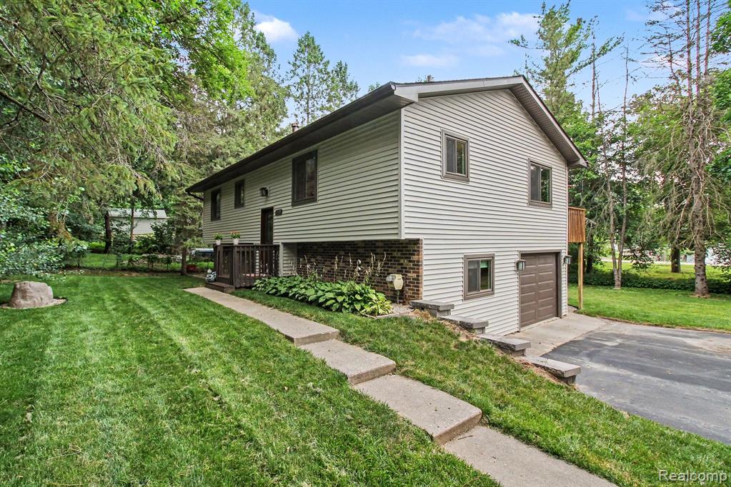 11372 Outer Drive, Pinckney, MI 48169 — Photo 18