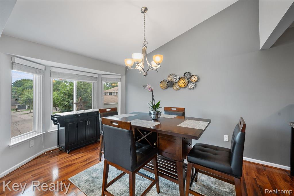 1100 WASHINGTON Circle, Northville, MI 48167 — Photo 10