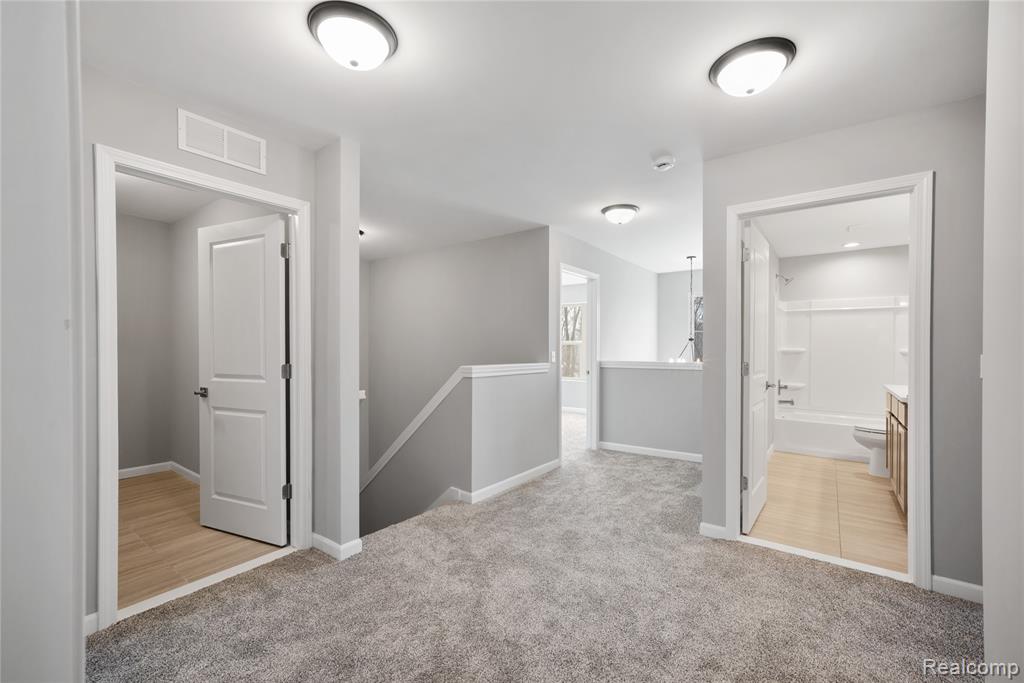 16085 Catalpa Ridge Drive, Holly, MI 48442 — Photo 13