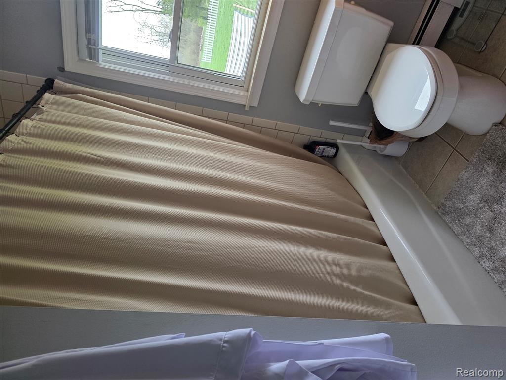 1135 W M 36, Pinckney, MI 48169 — Photo 11