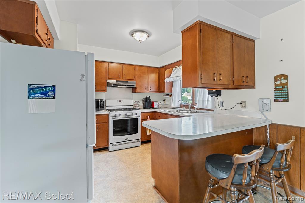4437 Stoney Ridge Road, Flint, MI 48507 — Photo 5