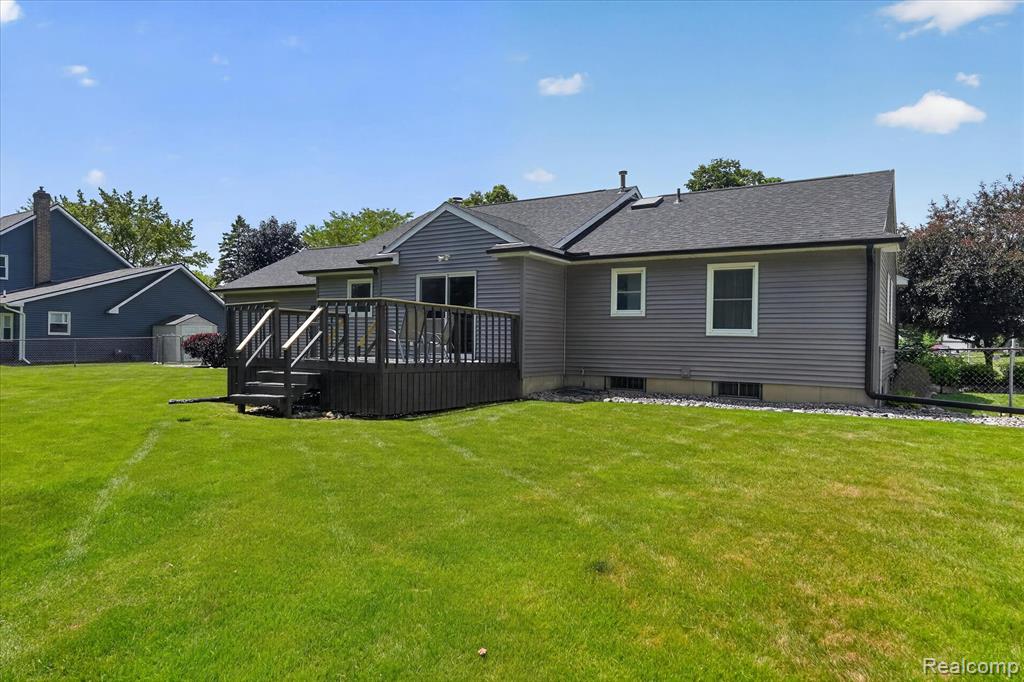 2236 Oak Shade Drive, Davison, MI 48423 — Photo 39