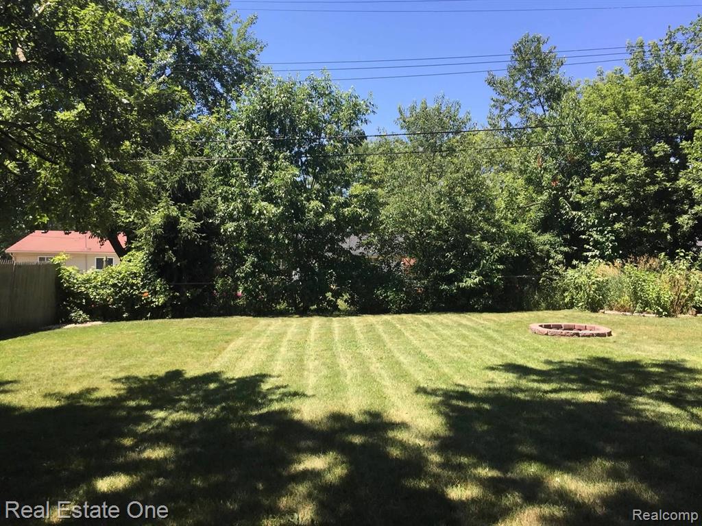 5350 Military Avenue, Brighton, MI 48116 — Photo 28