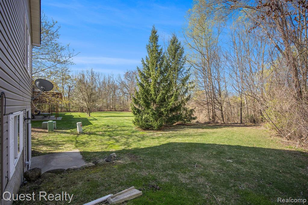4655 CHRISTOPHER PINES Drive, Clarkston, MI — Photo 23
