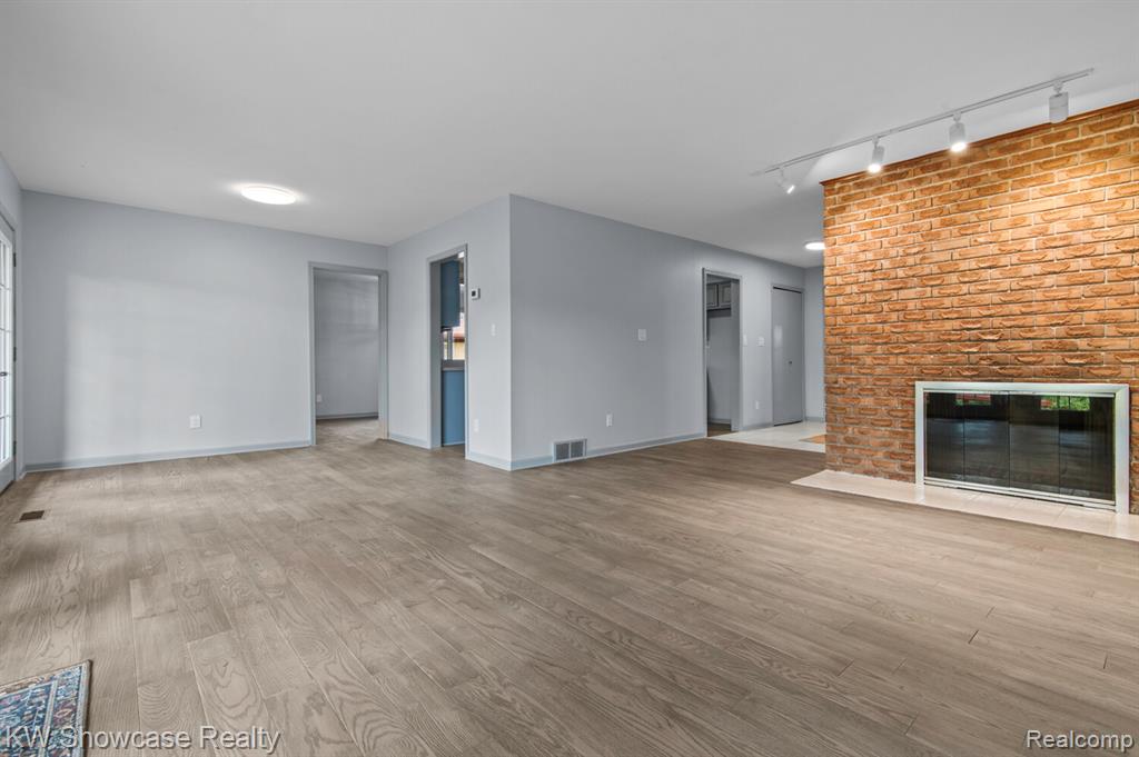 43351 ASPEN Drive, Sterling Heights, MI 48313 — Photo 6