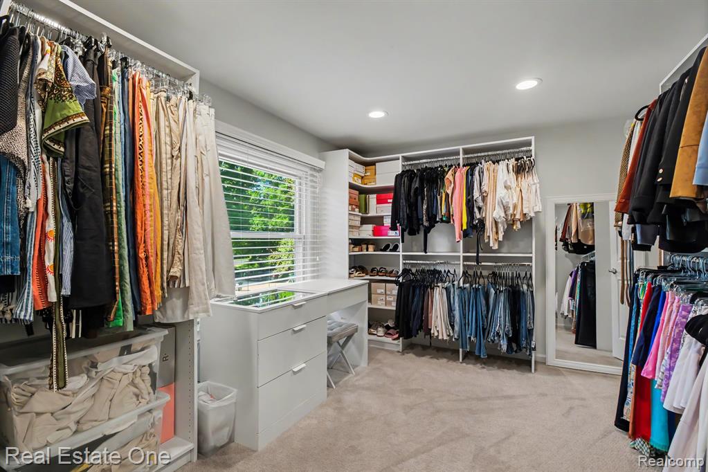 5963 Barnstable Court, West Bloomfield, MI — Photo 25