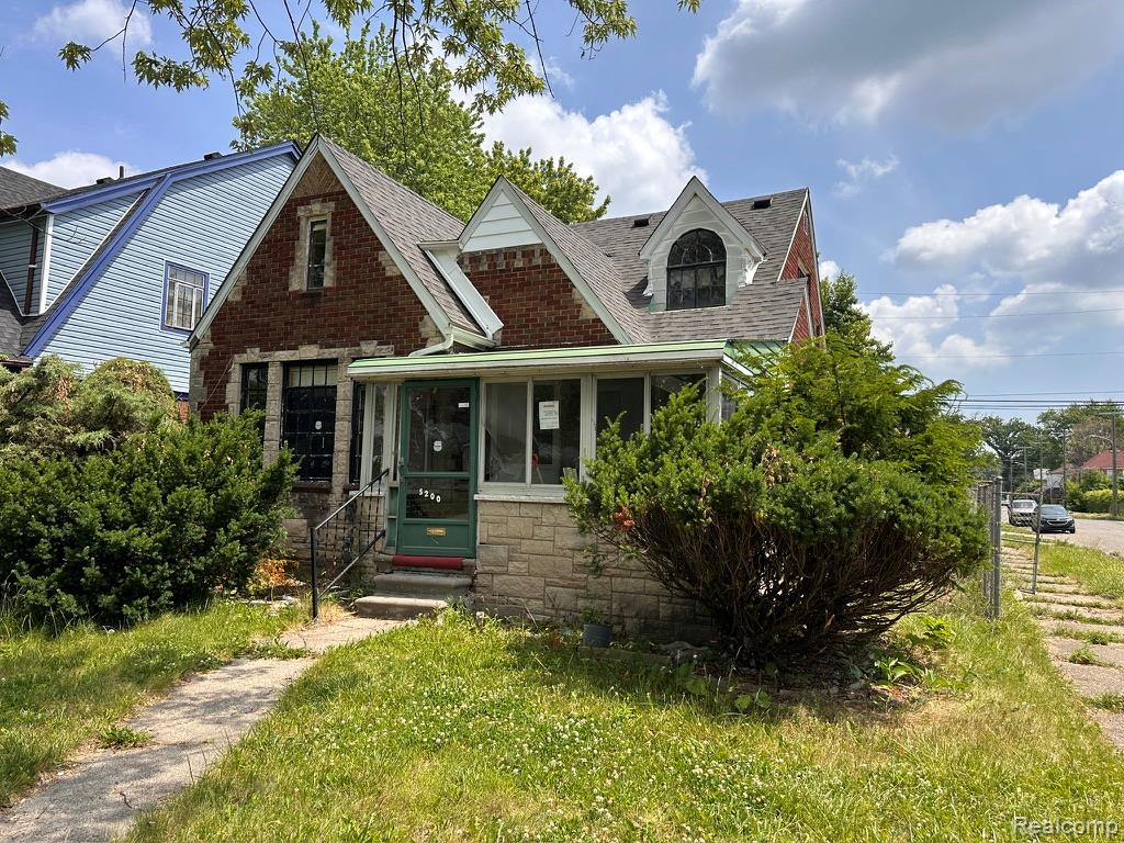5200 Balfour Road, Detroit, MI 48224 — front exterior