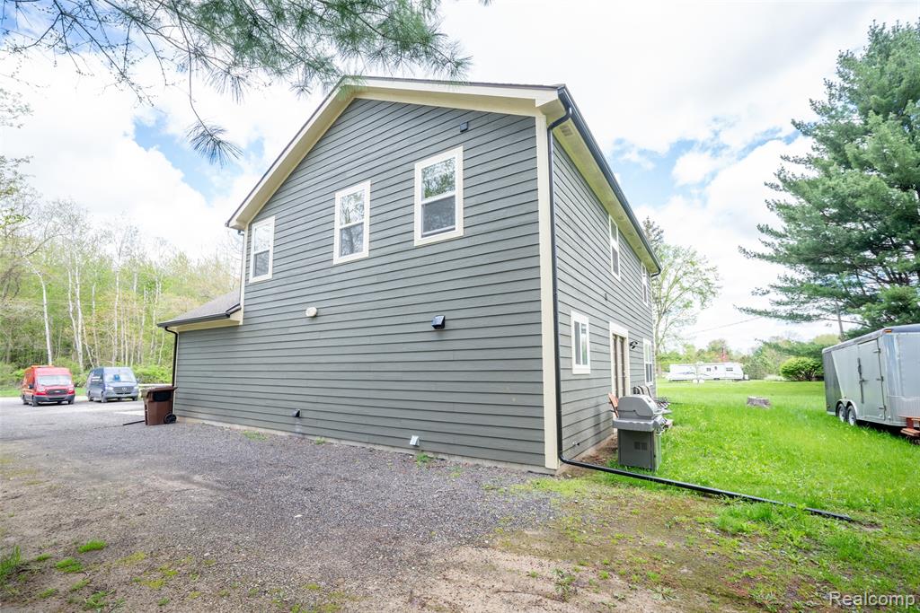 11913 Tuttle Hill Road, Willis, MI 48191 — Photo 28