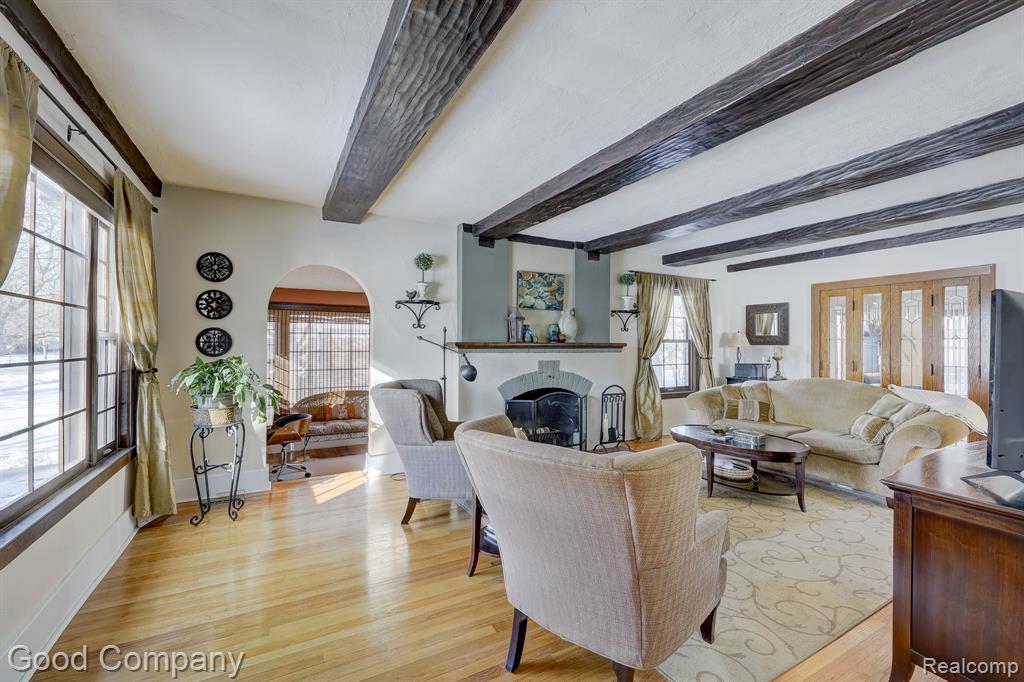 18930 Hillcrest Street, Beverly Hills, MI 48025 — Photo 9